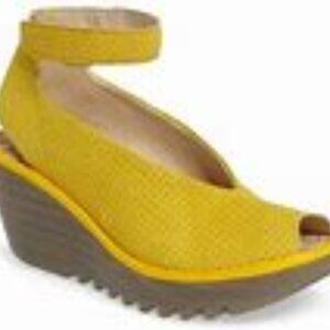 NWOT * Fly London * Yala Perforated Leather Platform Wedge Sandal * EU 39